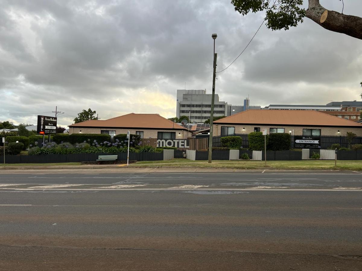 Asters On James Motor Inn Toowoomba Ngoại thất bức ảnh
