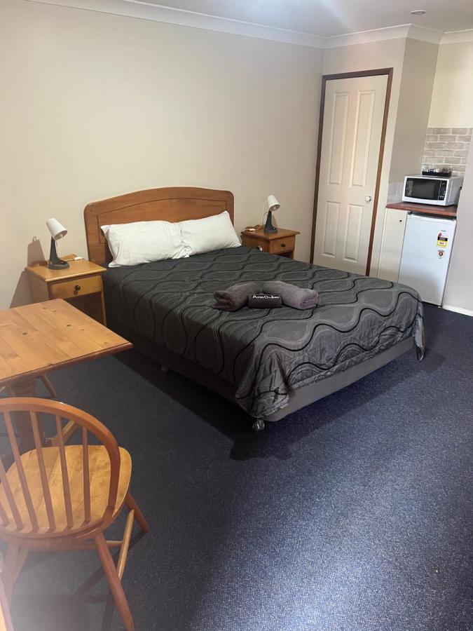 Asters On James Motor Inn Toowoomba Ngoại thất bức ảnh