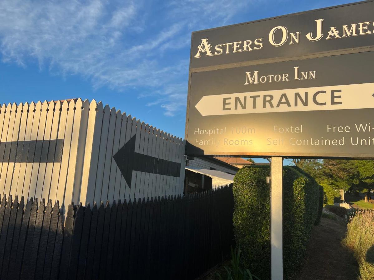 Asters On James Motor Inn Toowoomba Ngoại thất bức ảnh