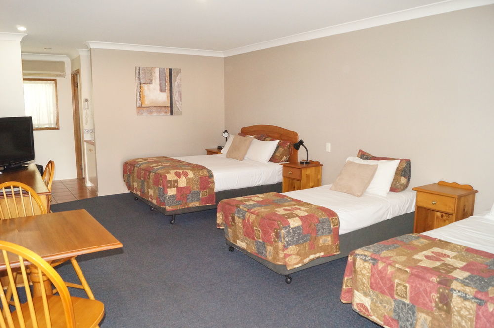 Asters On James Motor Inn Toowoomba Ngoại thất bức ảnh
